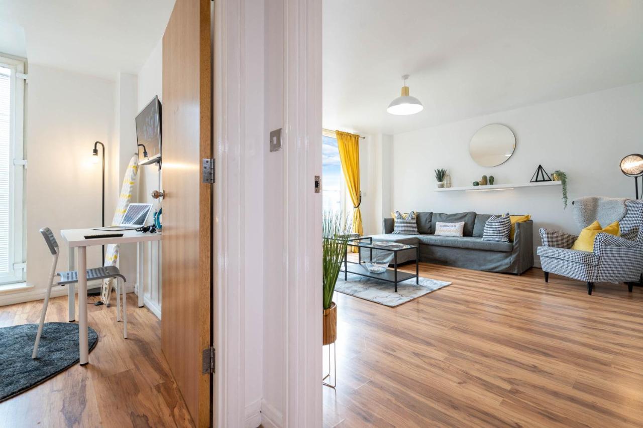 Chic Centre Close To Attractions Apartment